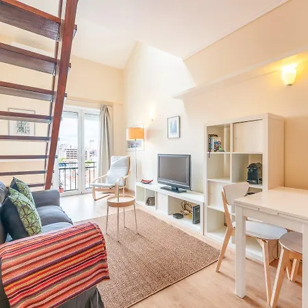 Guestready - Roof Views Apartment Lisbon